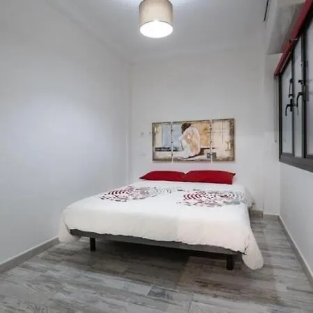 Fantastico A 100m De Canteras Apartment